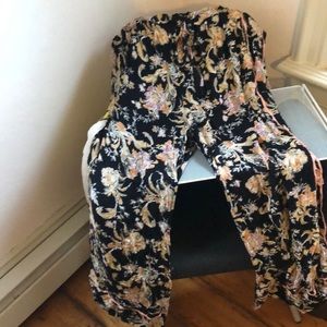 Brand new with tags float free people pants